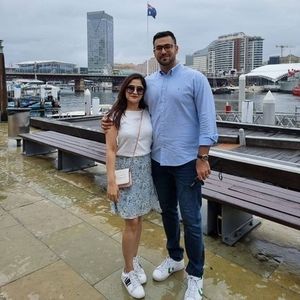 Meet your Posher, Jaya